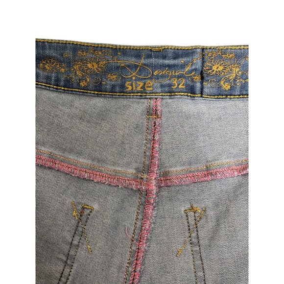 Desigual Womens Patchwork Embroidered Denim Shorts 32 EU/MEX 31 Mid-Rise Unique - Picture 8 of 8